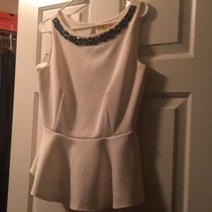 Off white pelplum shirt